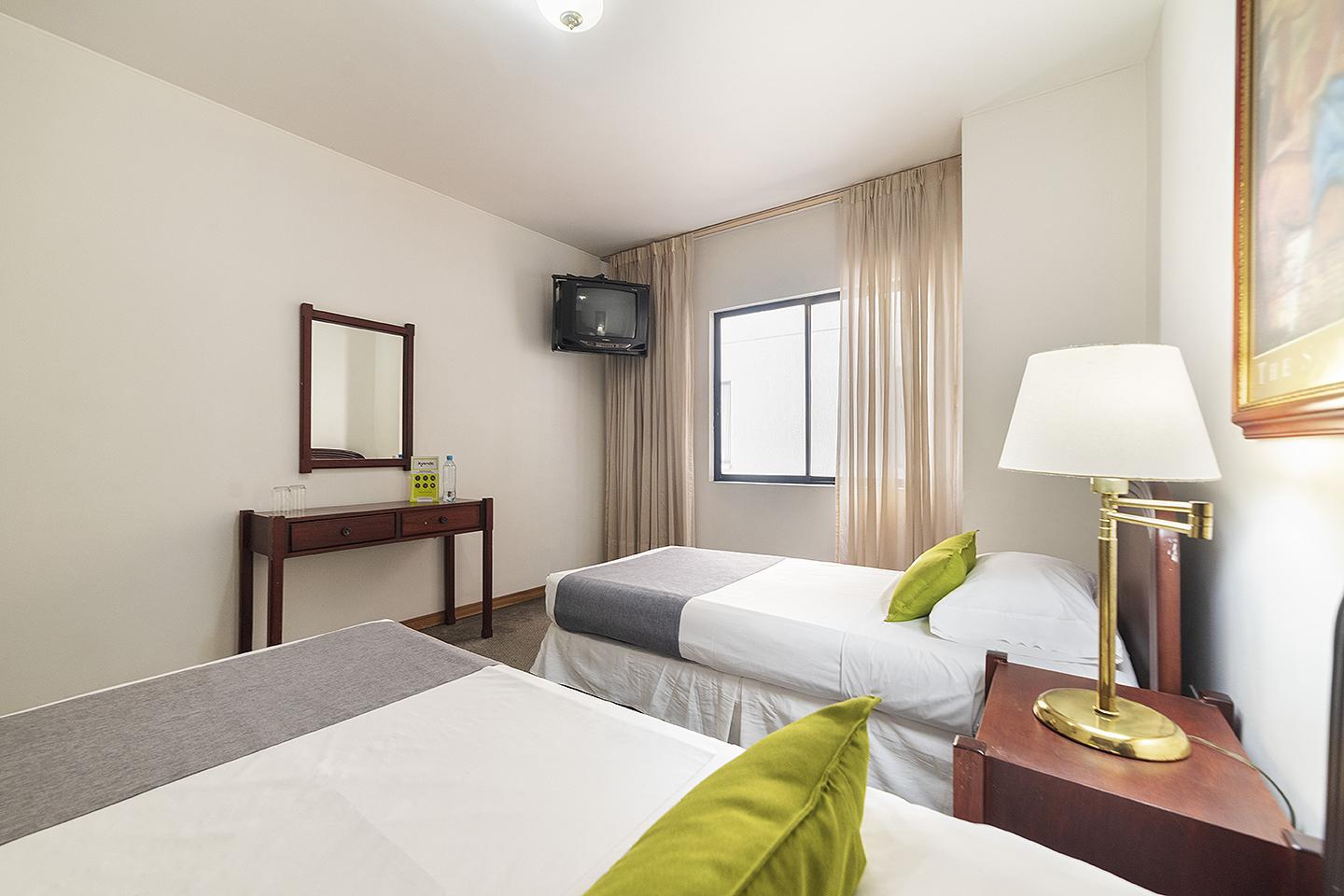 Ayenda 1408 Jaba Santiago De Cali Hotel Exterior photo